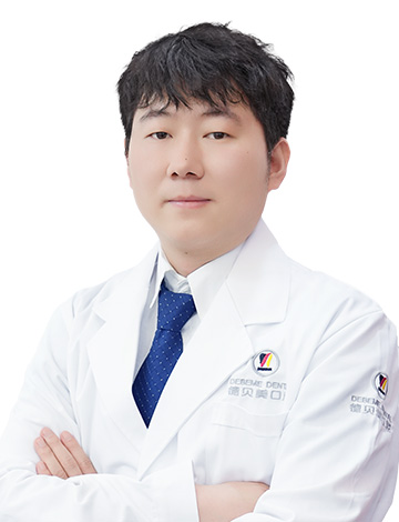 李自洋